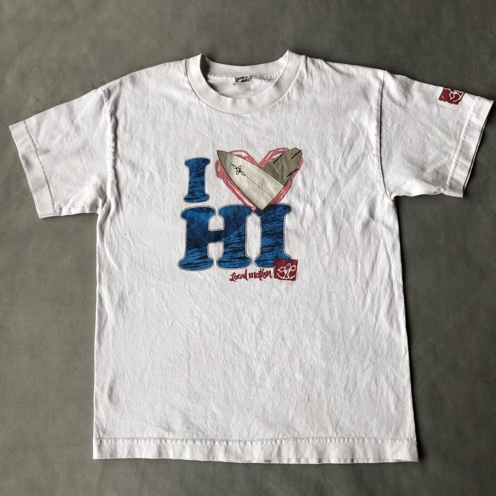 I 💙 Hawaii Tee ~ Boys Size Medium